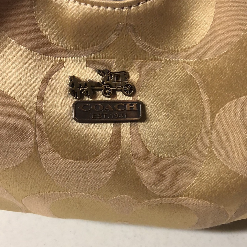 Coach hobo bag - Picture 10 of 15